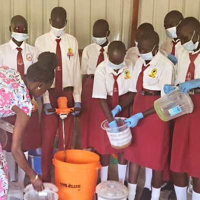 YES Students Making Soap