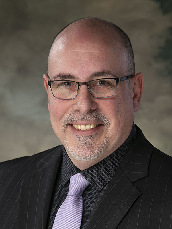 DR. ERIC FULNECKY, CLASS OF 1999, JOINS STAFF AT CITIZENS MEMORIAL HOSPITAL, BOLIVAR, MISSOURI