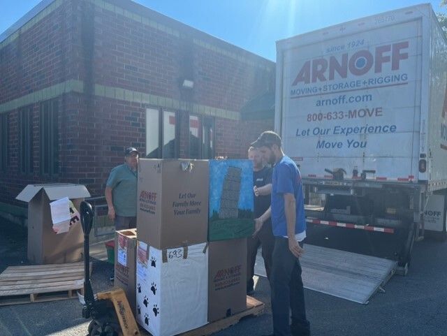 Community Hero Alert: Arnoff Moving & Storage