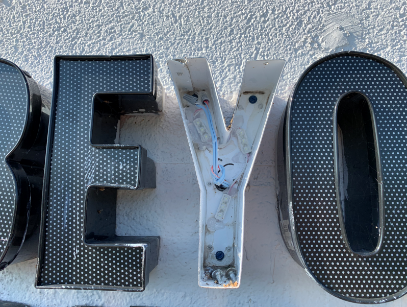 Refurbishing LED Illuminated Channel Letters Signs - Sign Partners, Boca Raton, FL