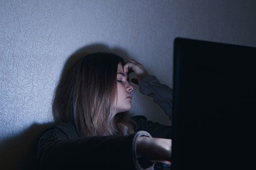 How the Internet is Affecting Our Teens Mental Health