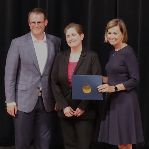 CCC Board President Receives Iowa Governor’s Volunteer Award