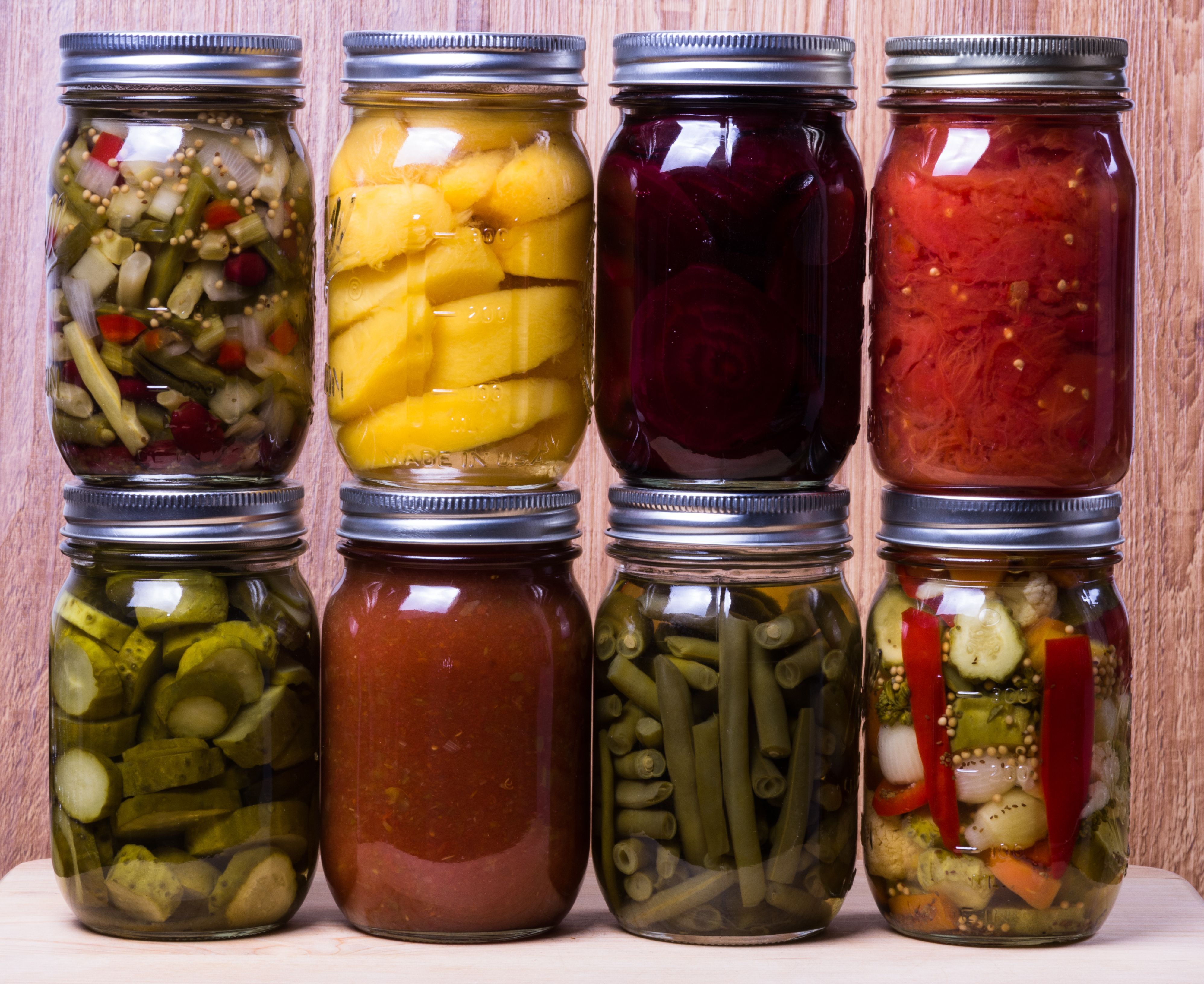 Blue ribbon worthy canning demonstration.