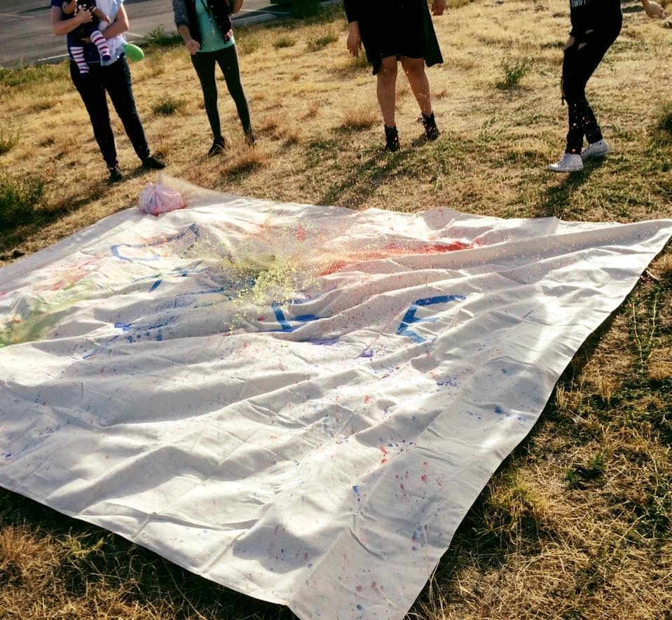 Healing and expressing creativity through balloon painting!
