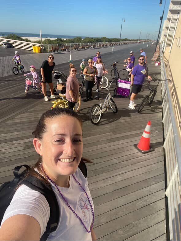 Isla's Royal Riders Cure the Cycle team