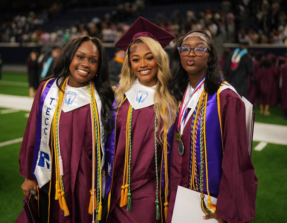 LHS grads