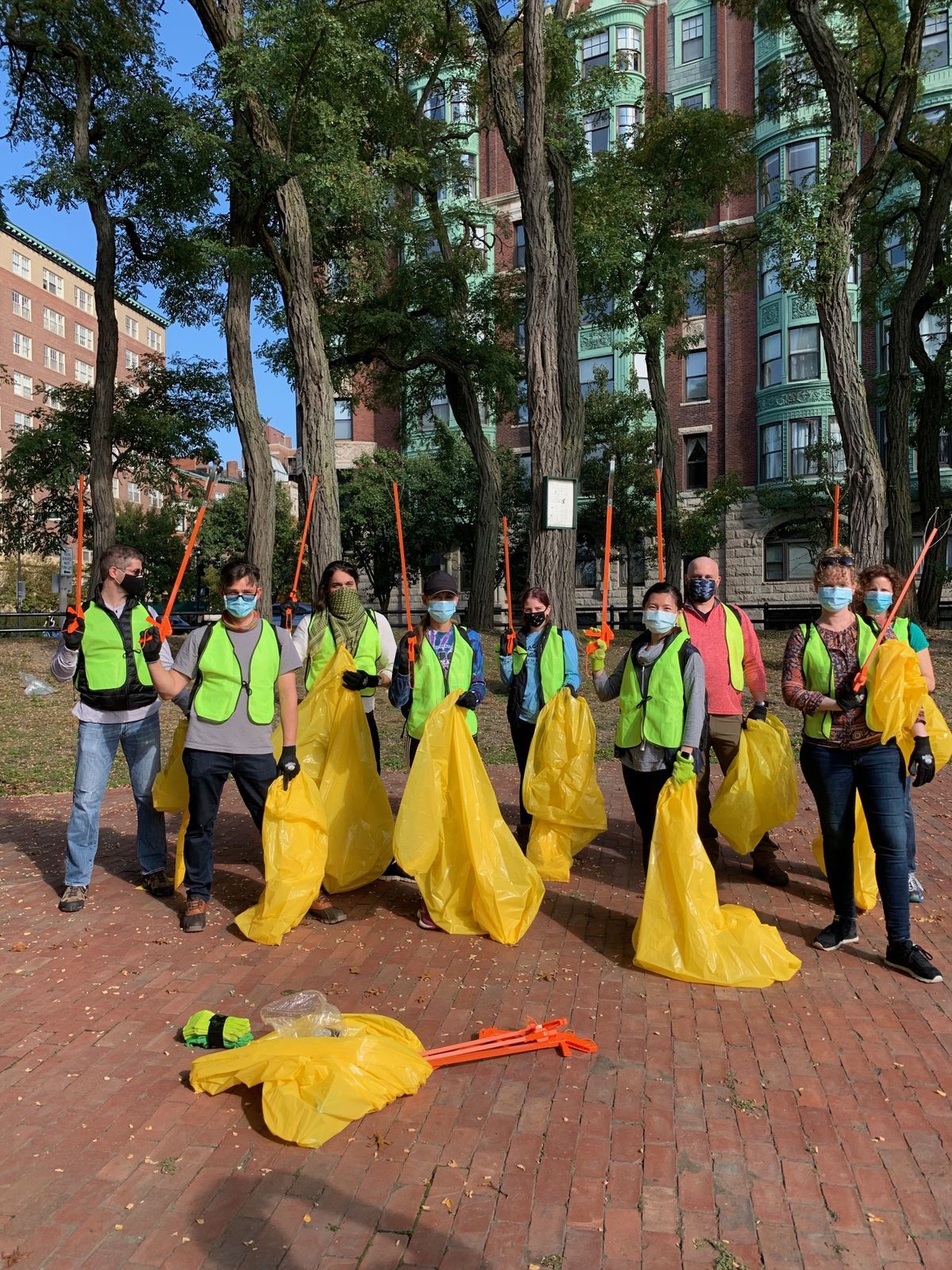Massachusetts Litter Cleanup Crew