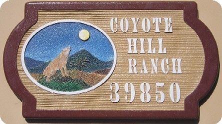 O24608 - Sign for Coyote Hill Ranch, Coyote Howling at the Moon 