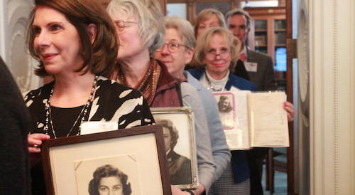 WWII women code breakers hold first reunion in over 70 years