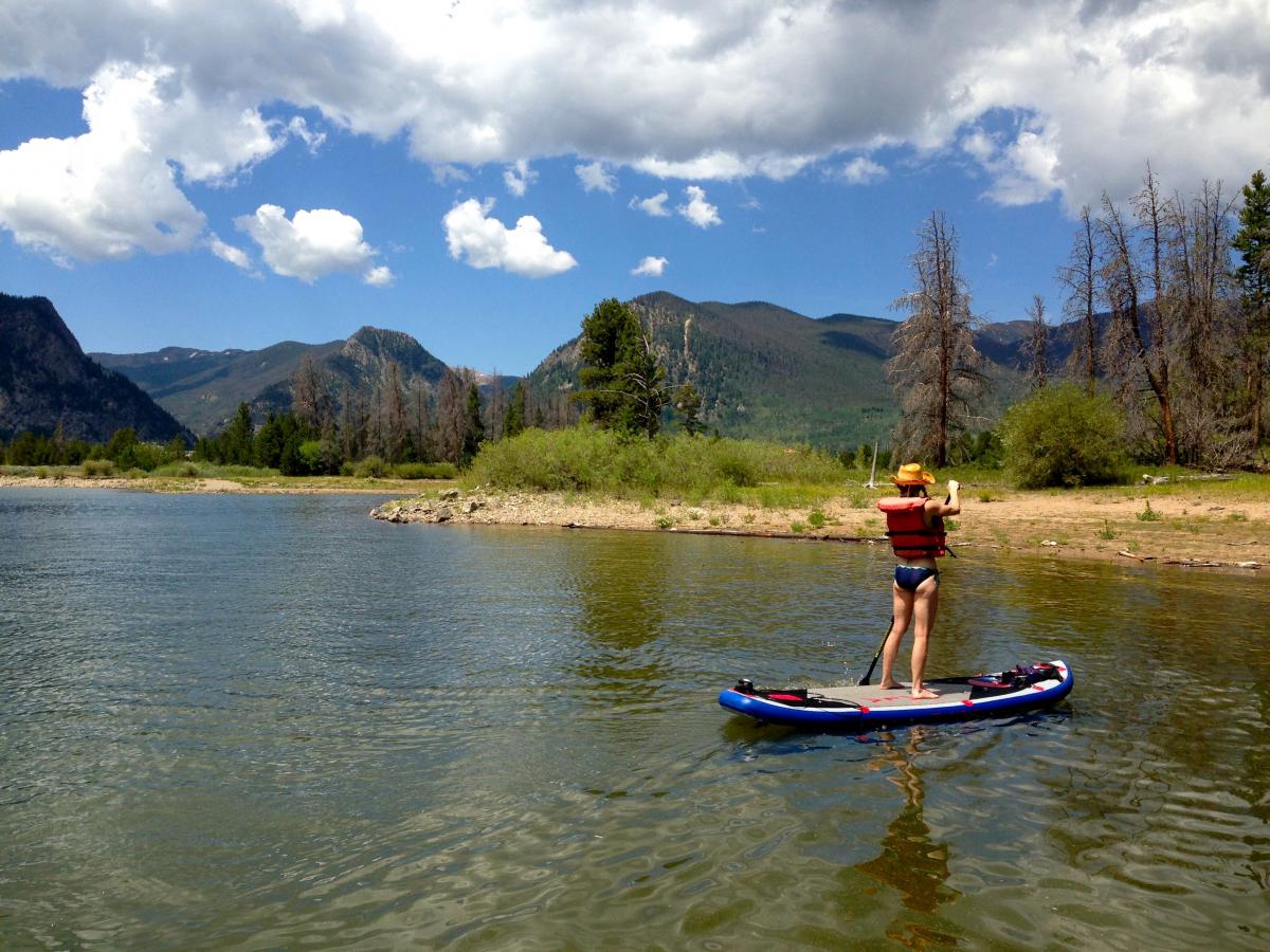 Backpacks + Bleeders: Colorado Springs Stand Up Paddelboarding (SUP)
