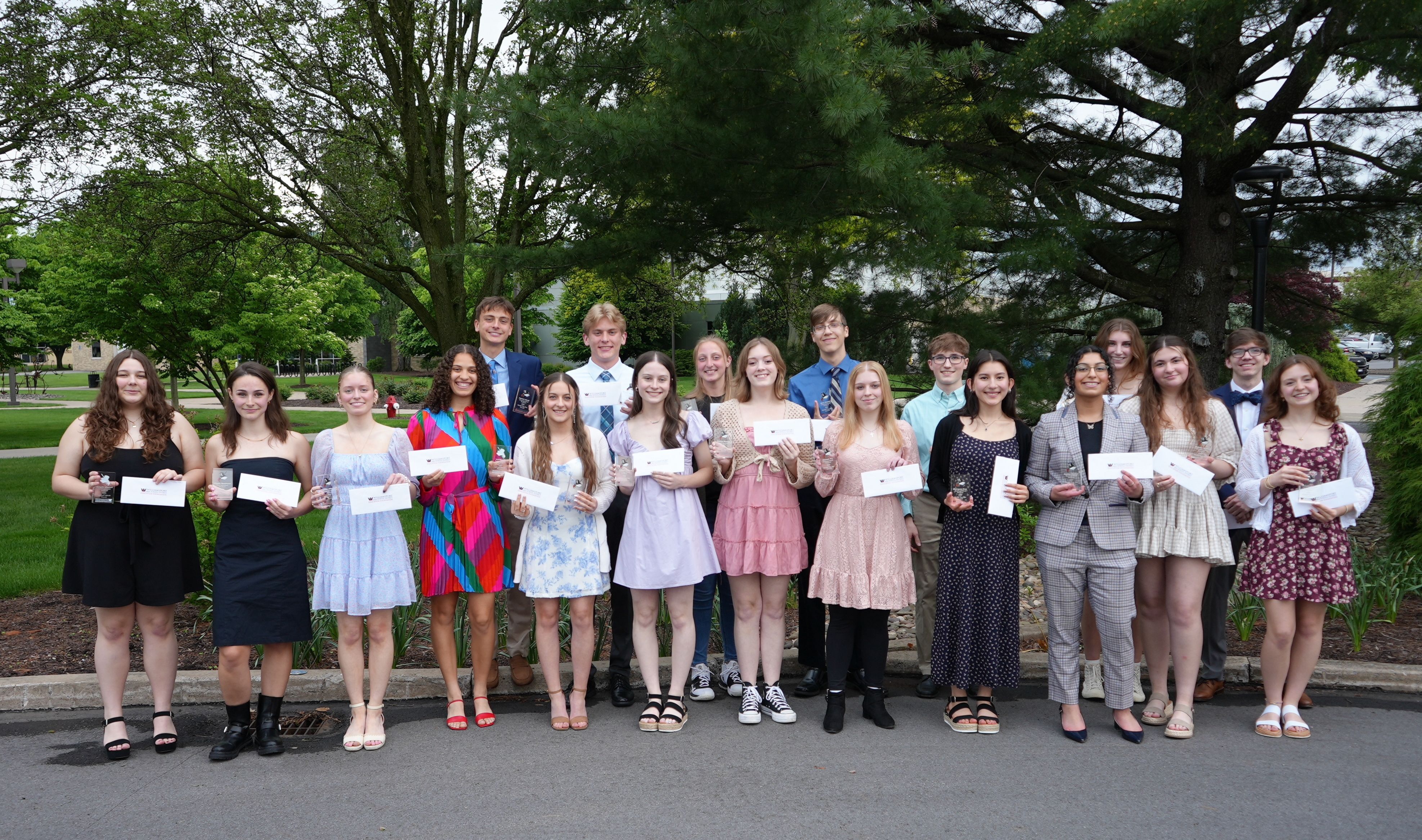 Top Hat Dinner Honors WAHS Class of 2024's Top 5 Percent