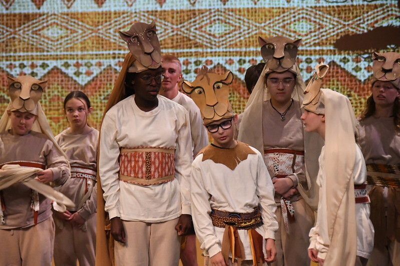 Young Simba, Young Nala, Lionesses