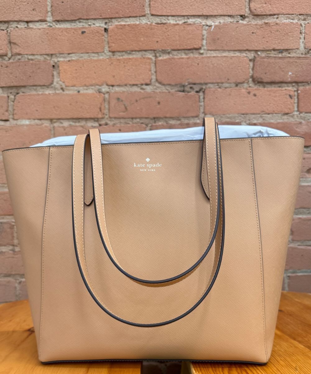 Basket 4: Chic on the Go
