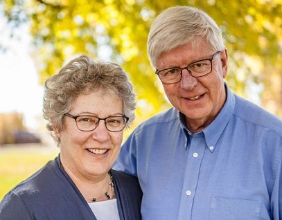 Pioneer Federal Savings and Loan Scholarship: Honoring Phyllis & Tom Welch