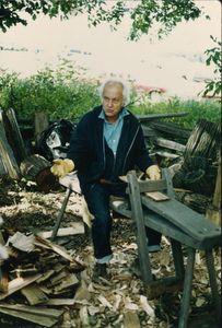 Earl Doc Haupt demonstrates shingle making at Mountain Craft Days