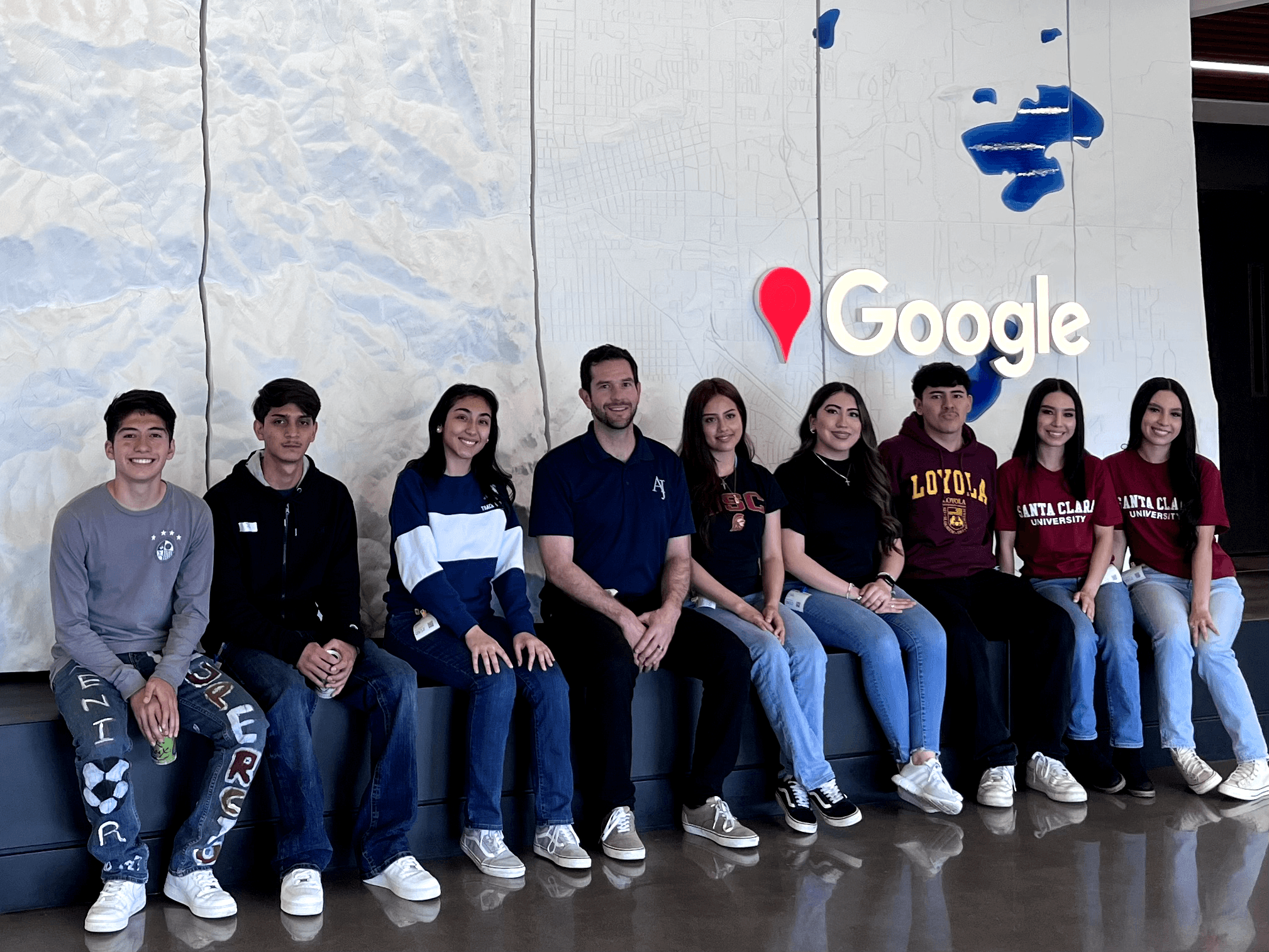 Exploring Innovation and Inspiration: A Journey to Google Campus with Arrupe Jesuit High School's Senior Students
