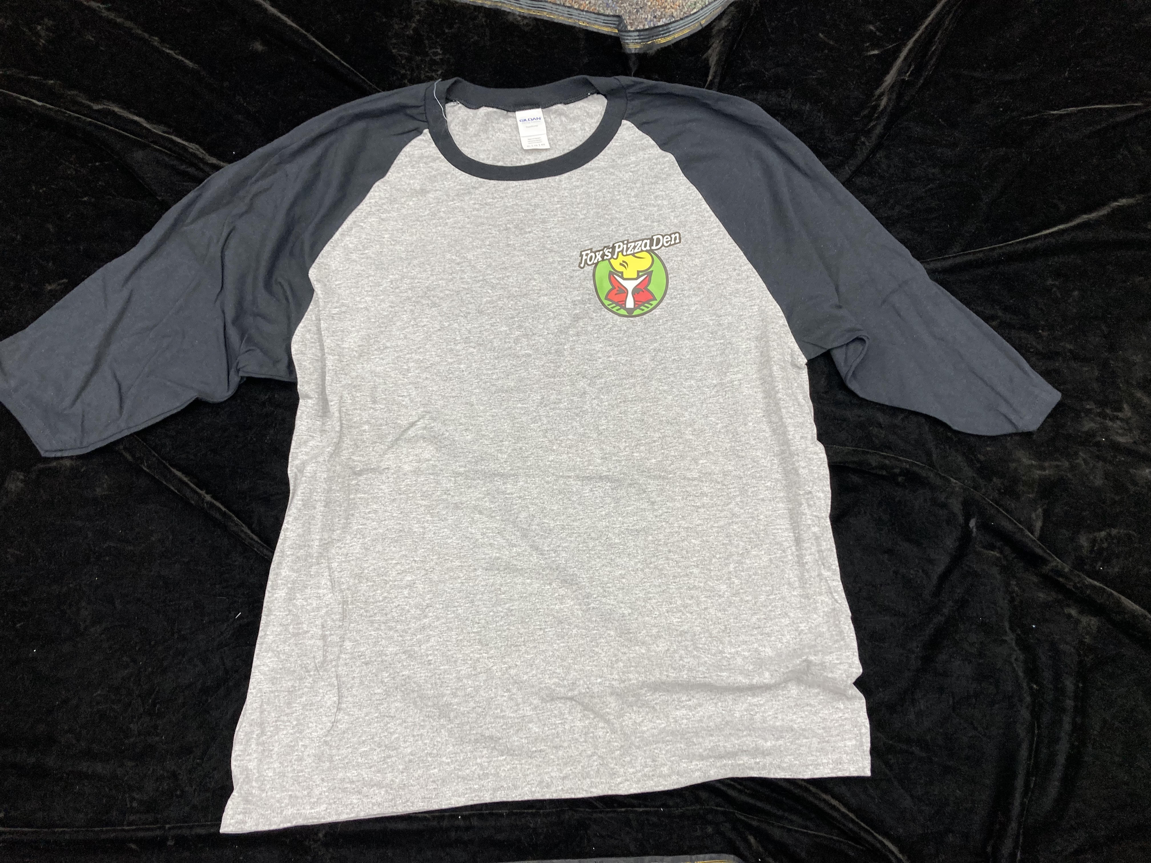 SALE Fox's Logo - XL Grey/Black Raglan 3/4 Sleeve Tee