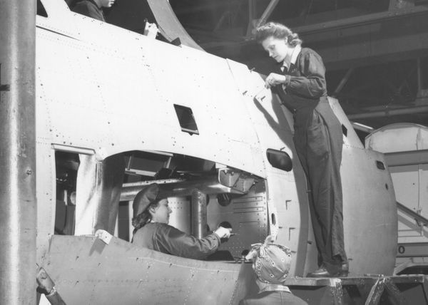 CRADLE OF AVIATION MUSEUM RECOGNIZES THE 75TH ANNIVERSARY OF THE END OF WORLD WAR II & THE PLANES & PEOPLE THAT MADE A DIFFERENCE Long Island Air & Space Museum is Open, Safe & Honoring the Innovation and Contributions of the Past