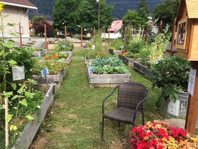 Community Garden 