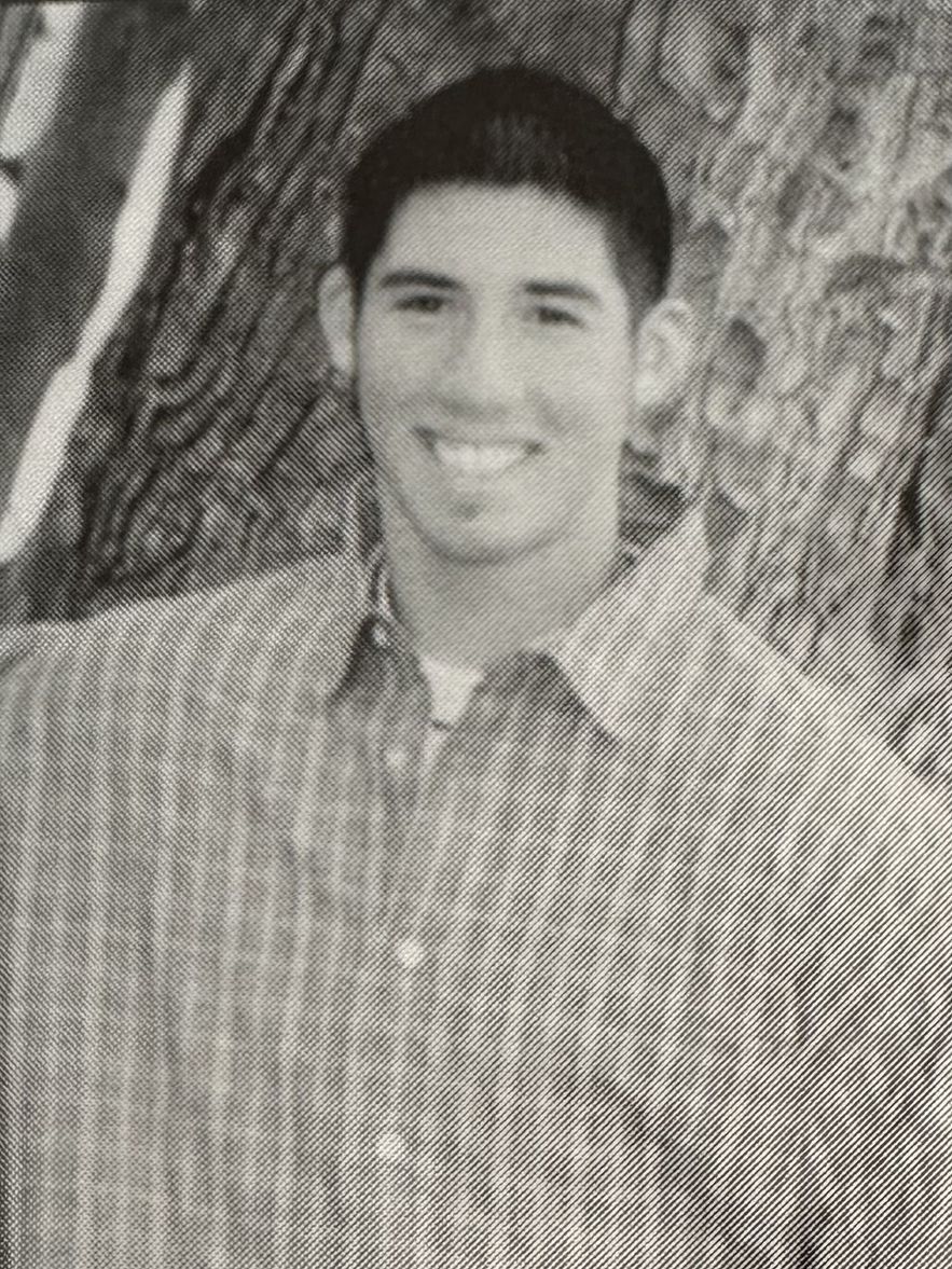 Dr. Carlos Casanova '01