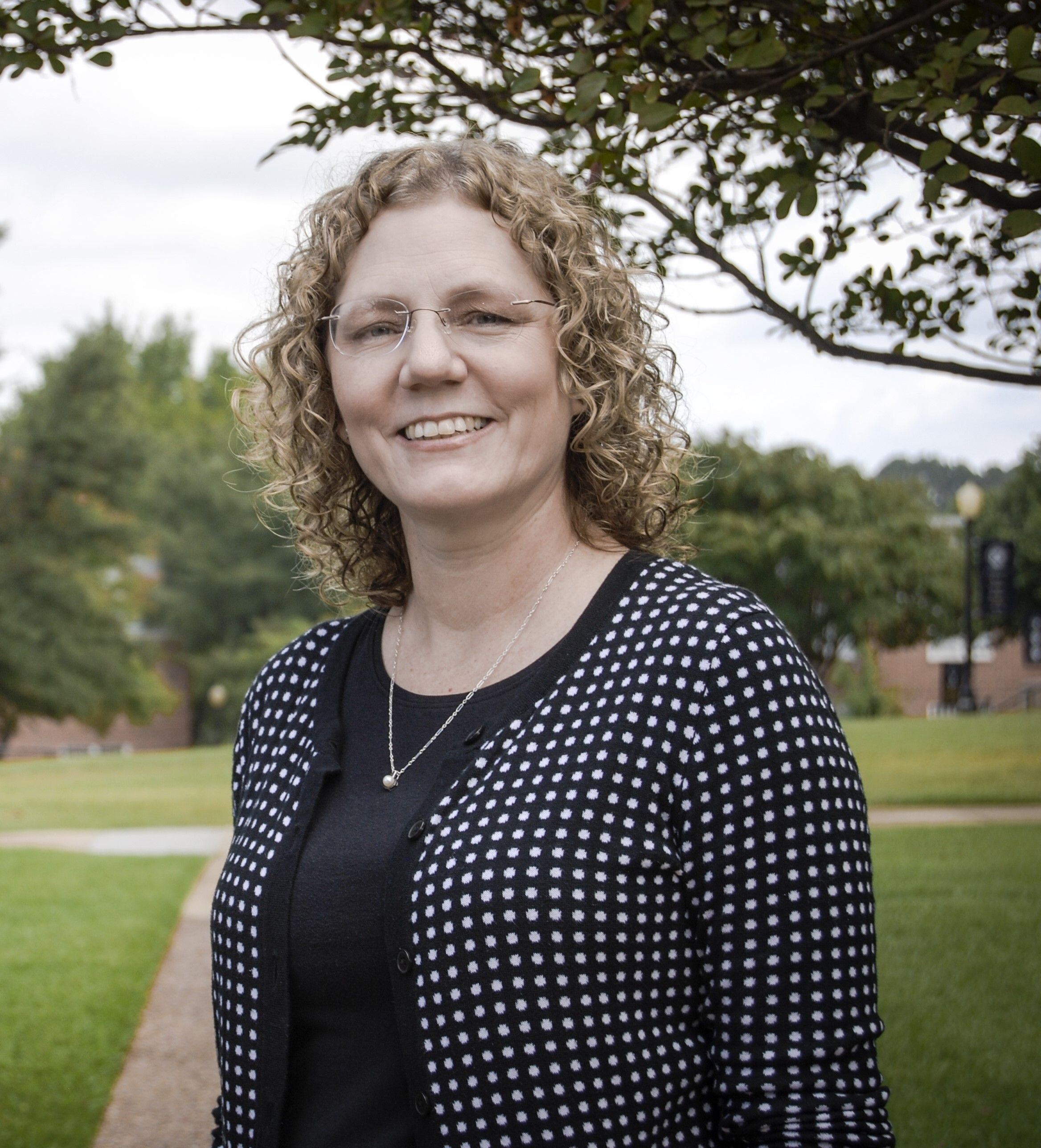 Dr. Lisa Seeley 