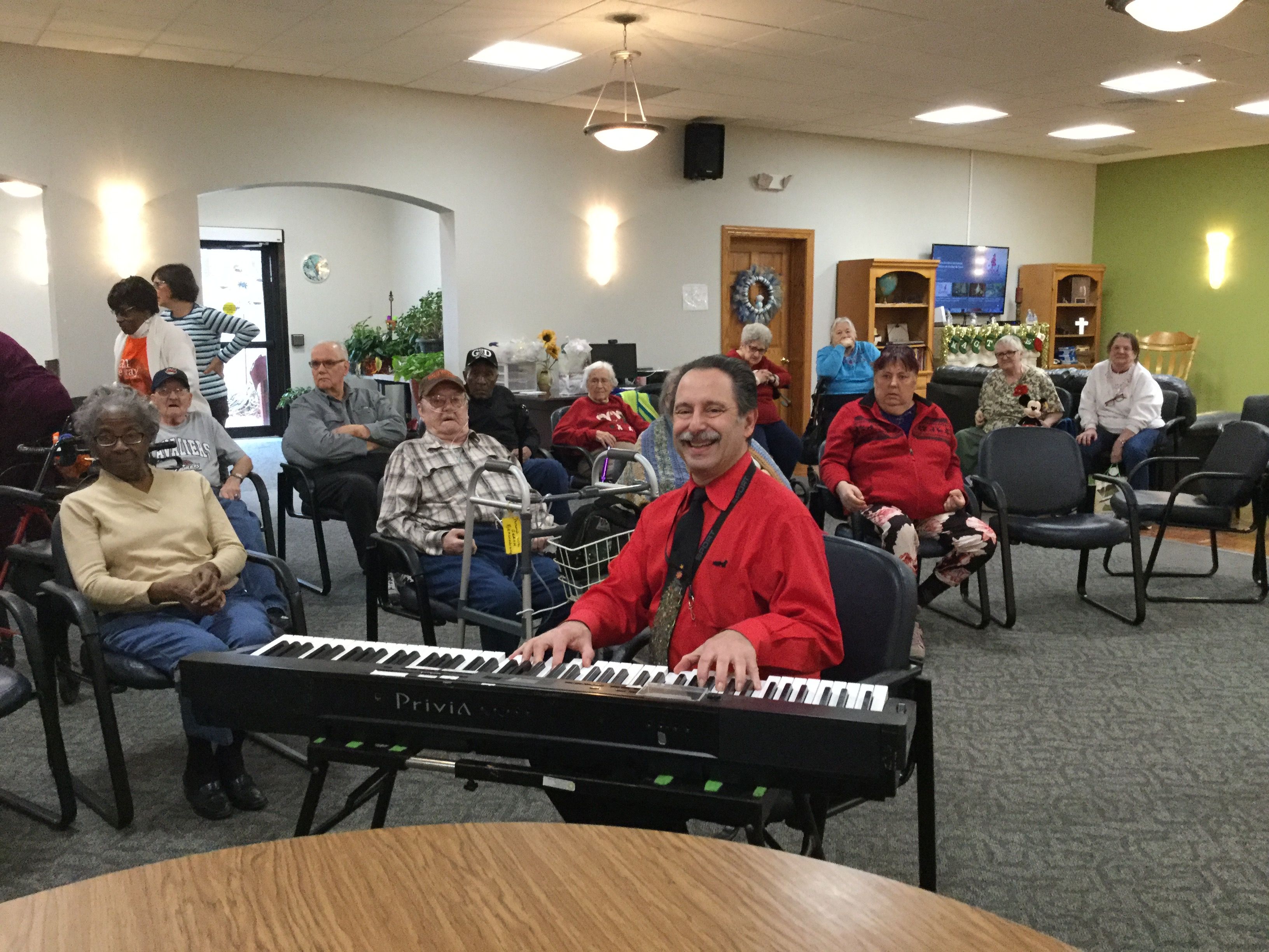 Steve Dallas entertains at our Adult Day Center with a sing-a-long