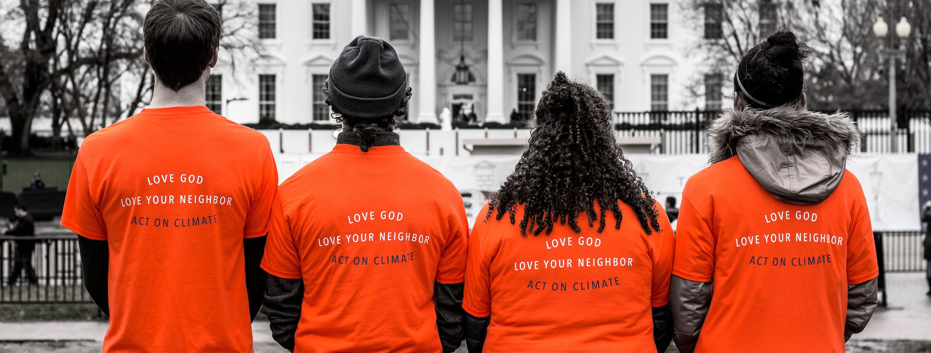 Four YECA volunteers standing in front of the white house in DC