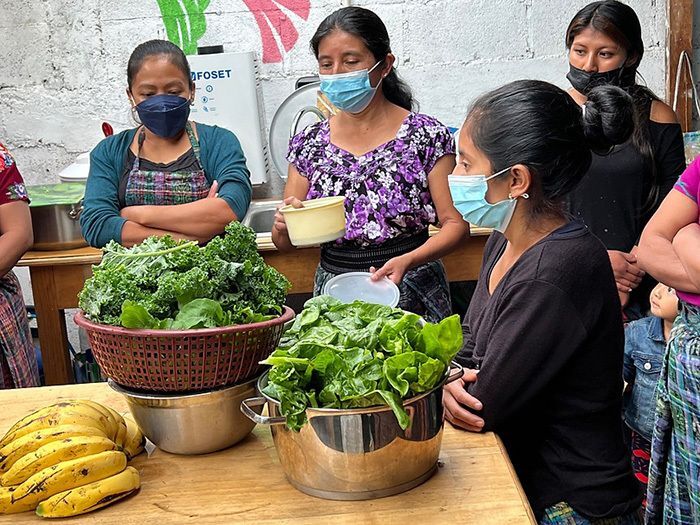 Women learning about healthy food.