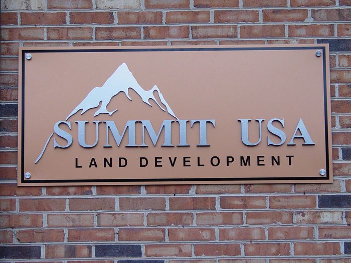 Summit USA Storefront Sign