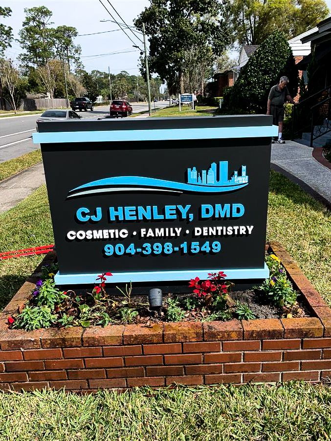 C.J. Henley Dentist