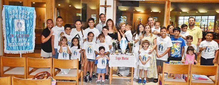 Children, teens foster special devotion to Mary