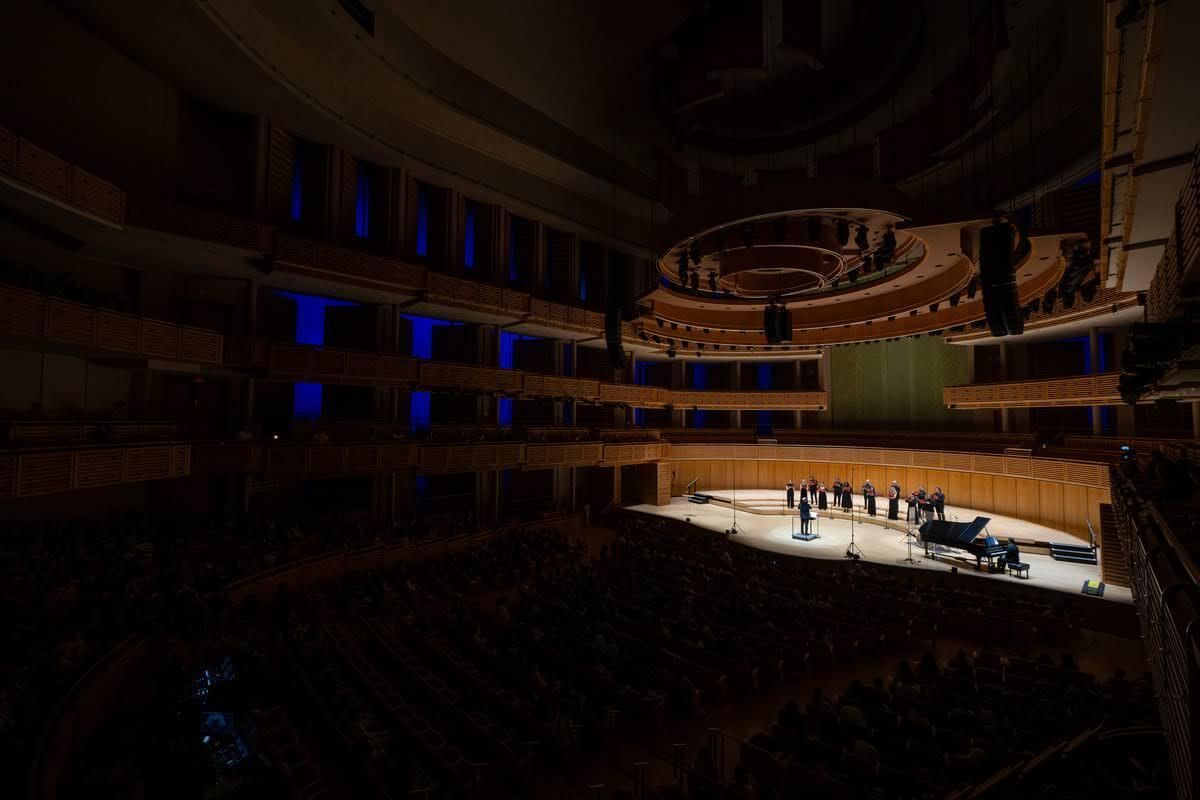 Seraphic Fire performs at the Adrienne Arsht Center for the Performing Arts of Miami-Dade County.