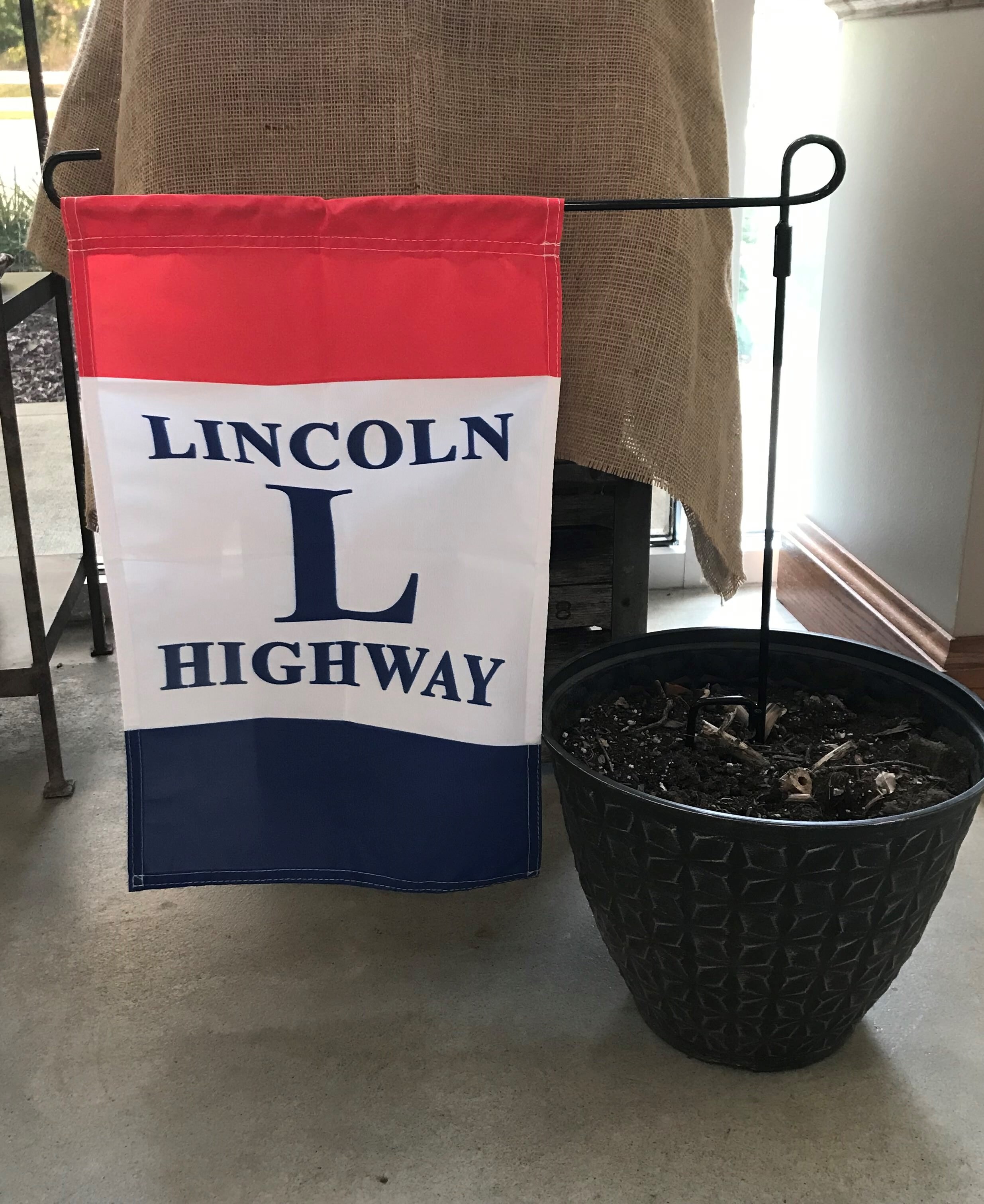 Lincoln Highway Garden Flag