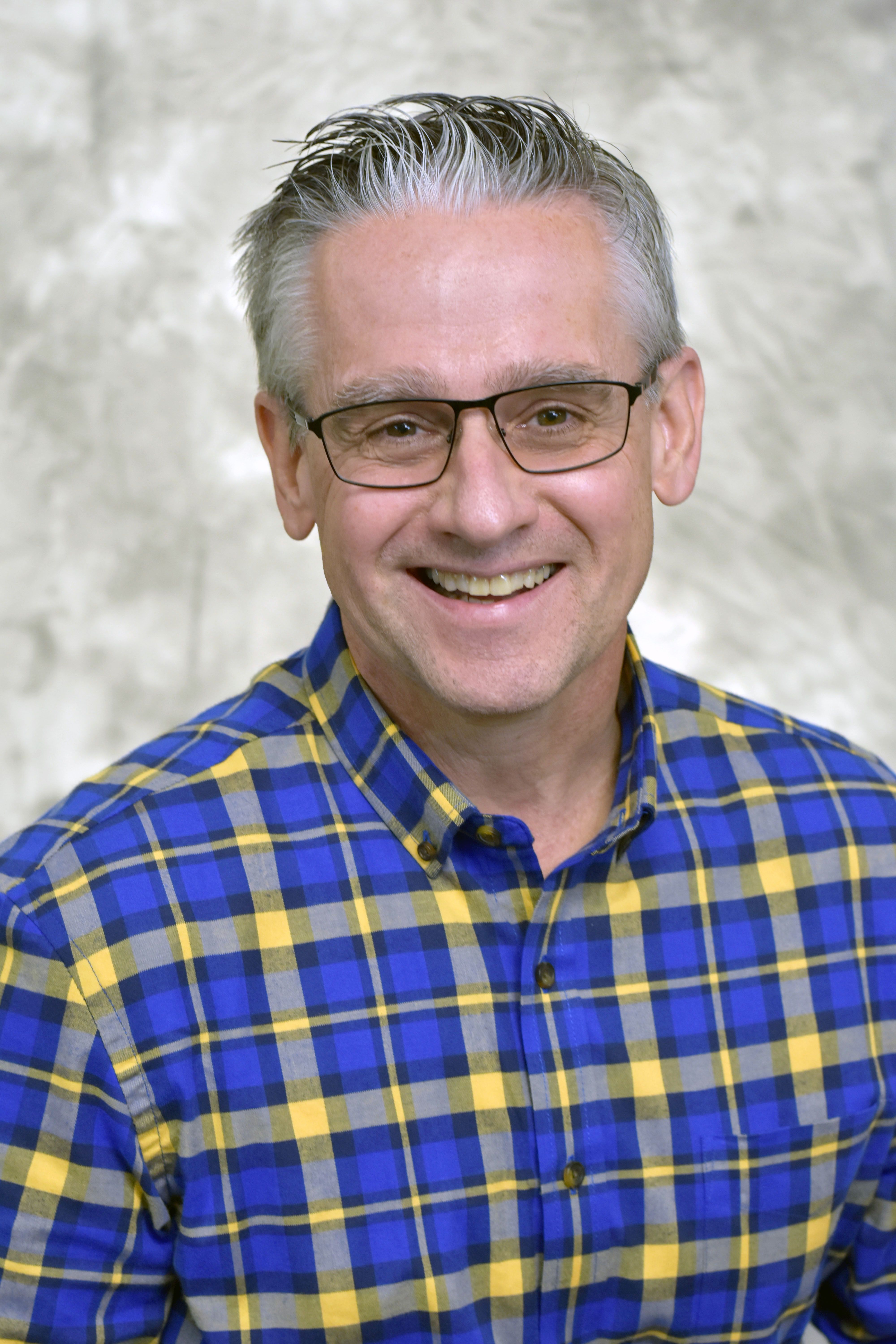 Christian Record Services VP for Finance to Retire