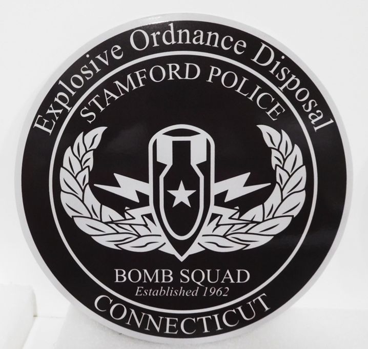 PP-3317 - Carved Plaque of the Seal of the Explosive Ordnance Disposal Team, Stamford Police, Connecticut, 2.5-D Artist-Painted