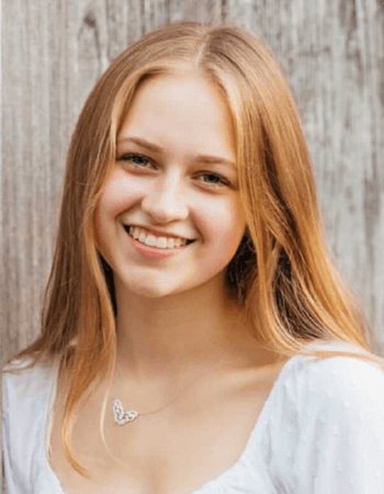 Hannah Blume – Avon, CT