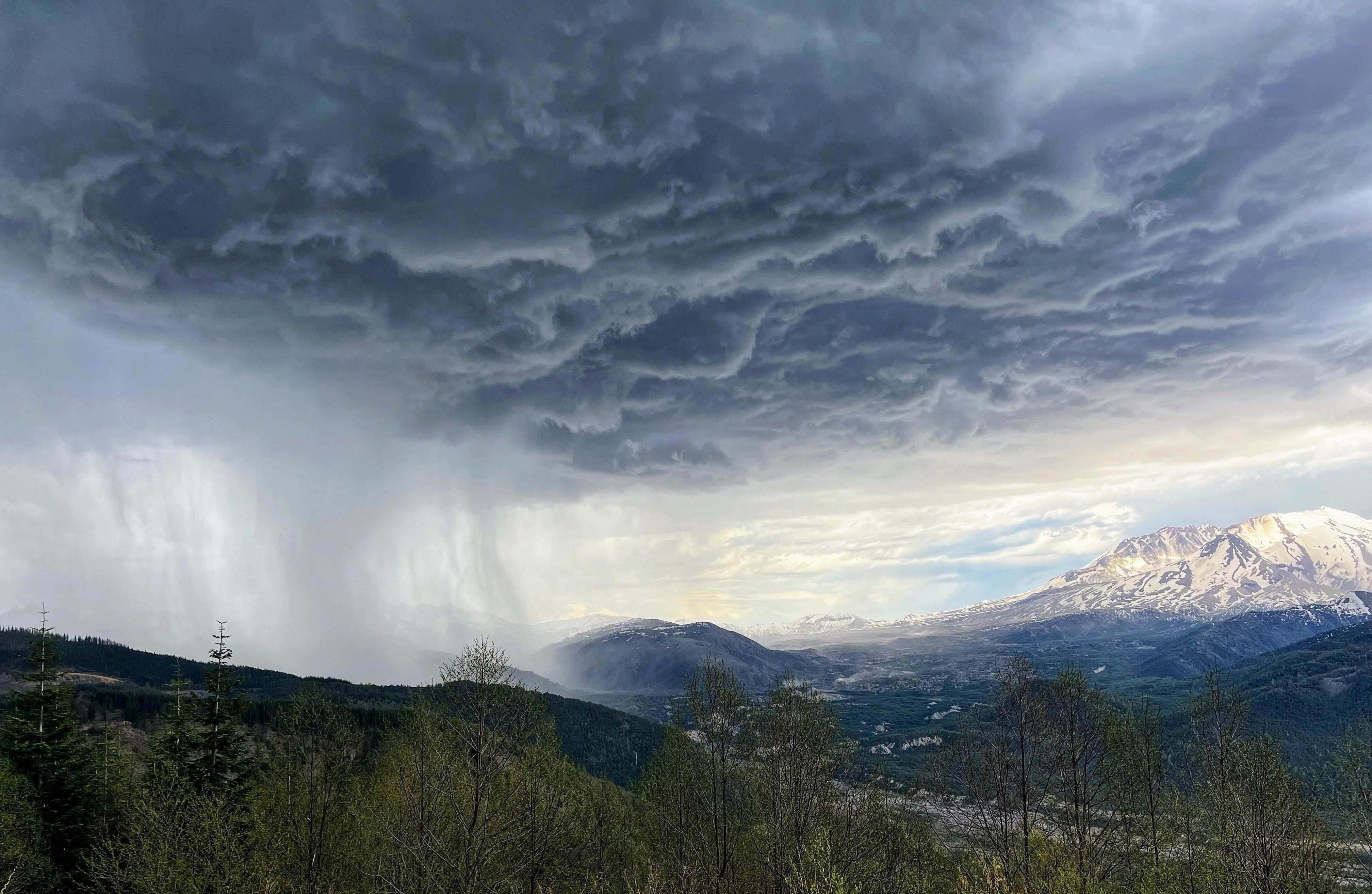 Mount St. Helens amidst the storm. Photo by volunteer Allen Bennett.