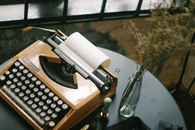 6 Reasons Your Business Should Write a Book