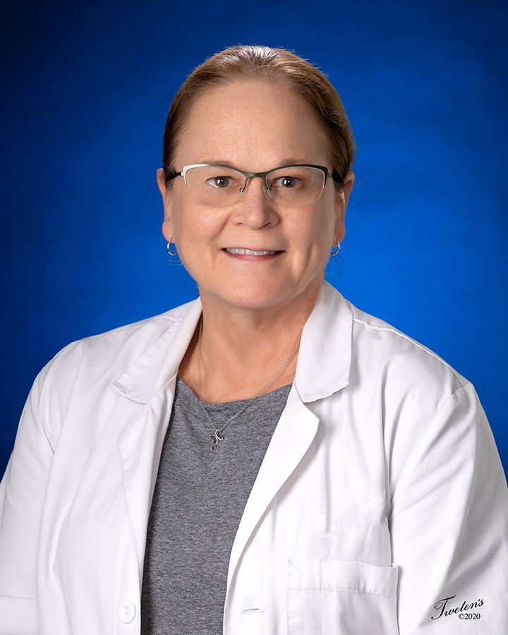 Dr. Kristi Midgarden