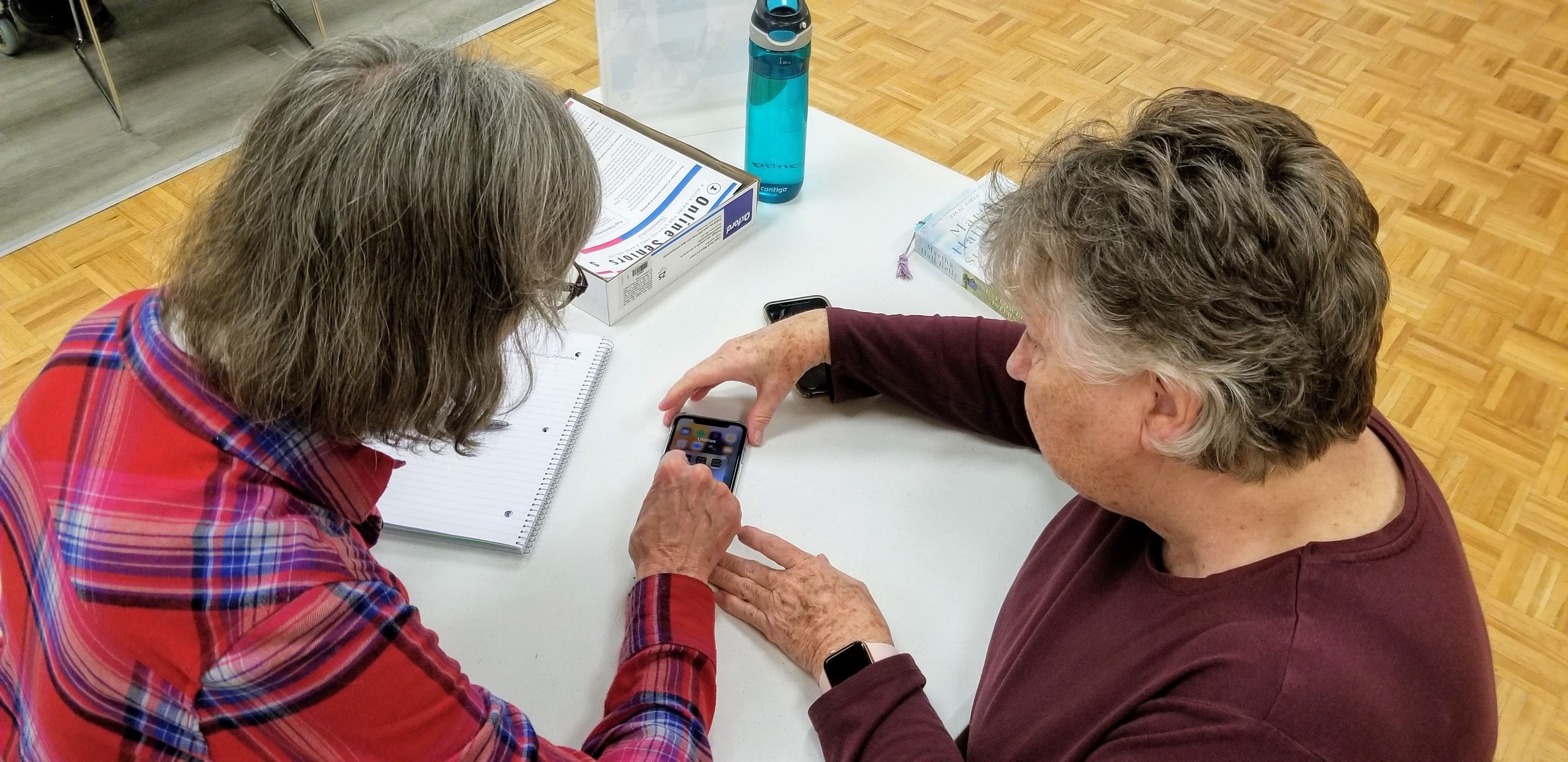 Free Technology Lessons for Seniors