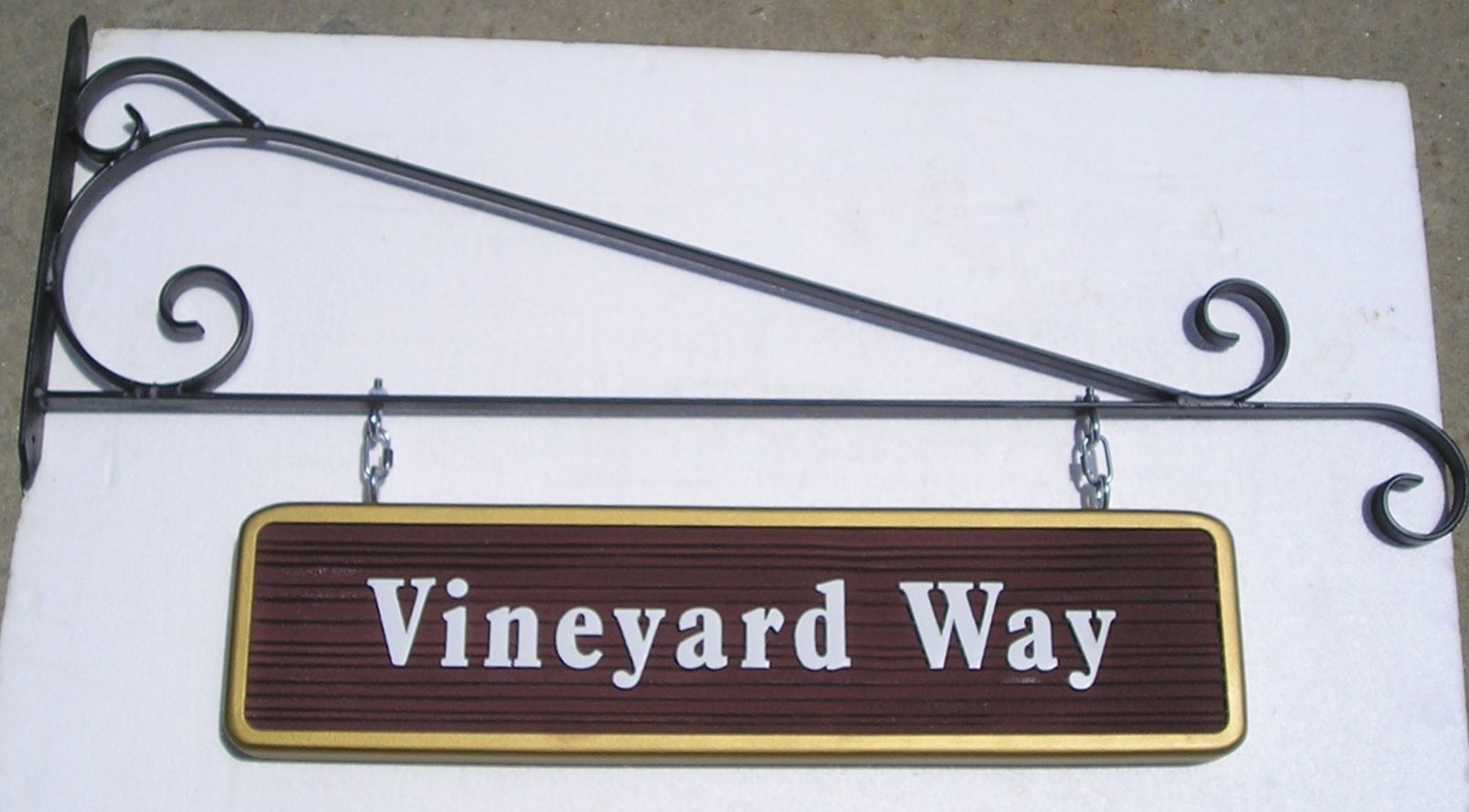 M1600 - Street Name Sign with Wrought Iron Hangar (Gallery 17)