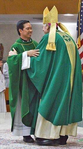 Father Dennis Gonzales installed at St. Vincent Ferrer
