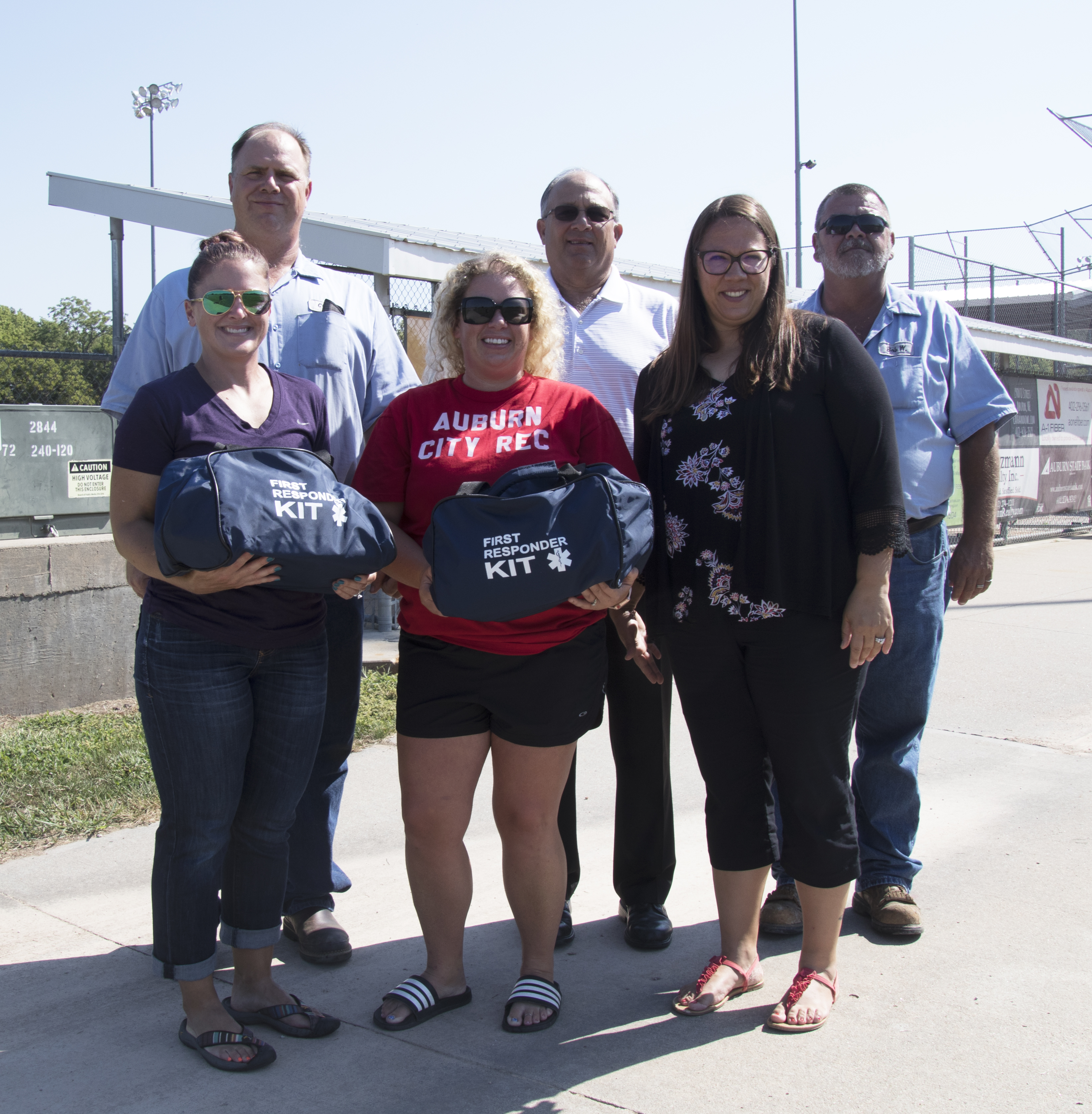 Auburn BPW Donates First Responder Kits to Complex