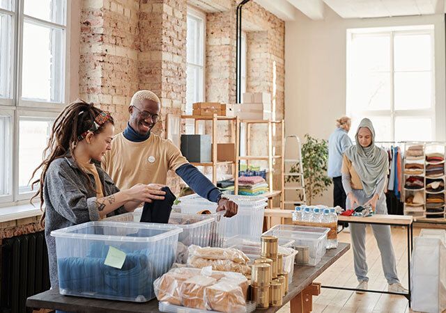 How to Choose the Right Charity for Donating