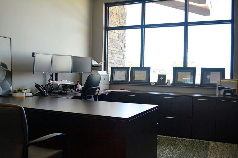 eakes office furniture