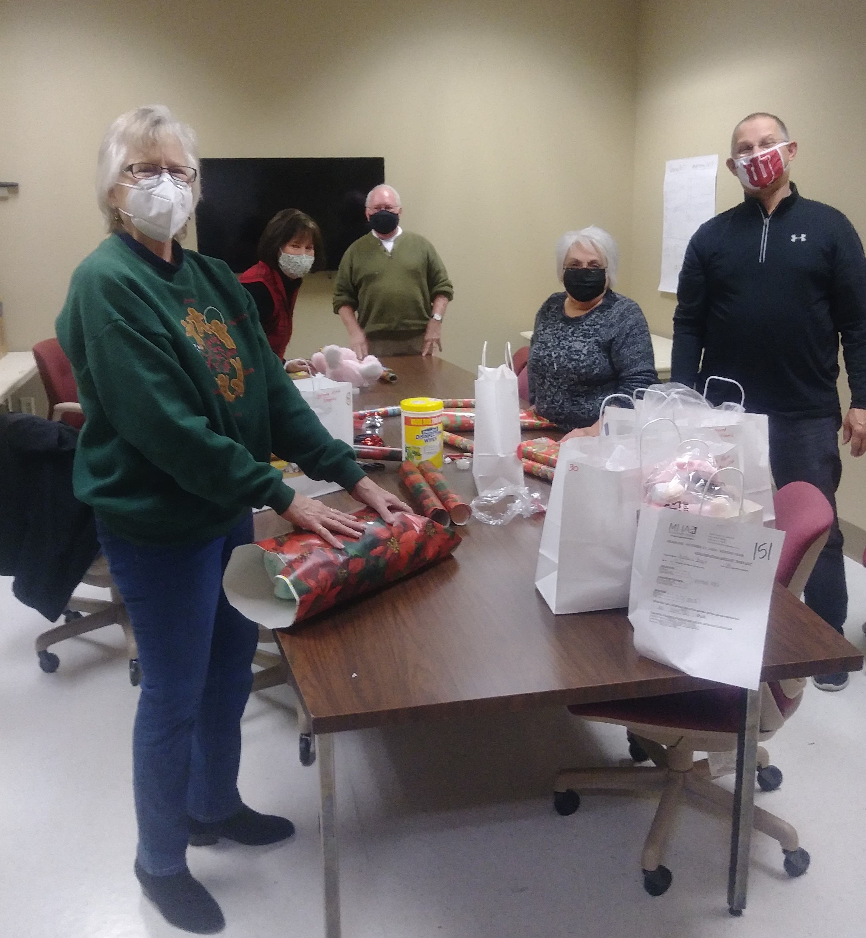 First Christian Church - Gift Lift Wrapping Volunteers 2020