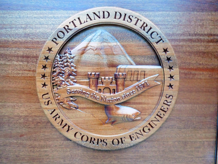 WM1150 - Seal of the Portland District of the US Army Corps of Engineers, 3-D Stained Mahogany