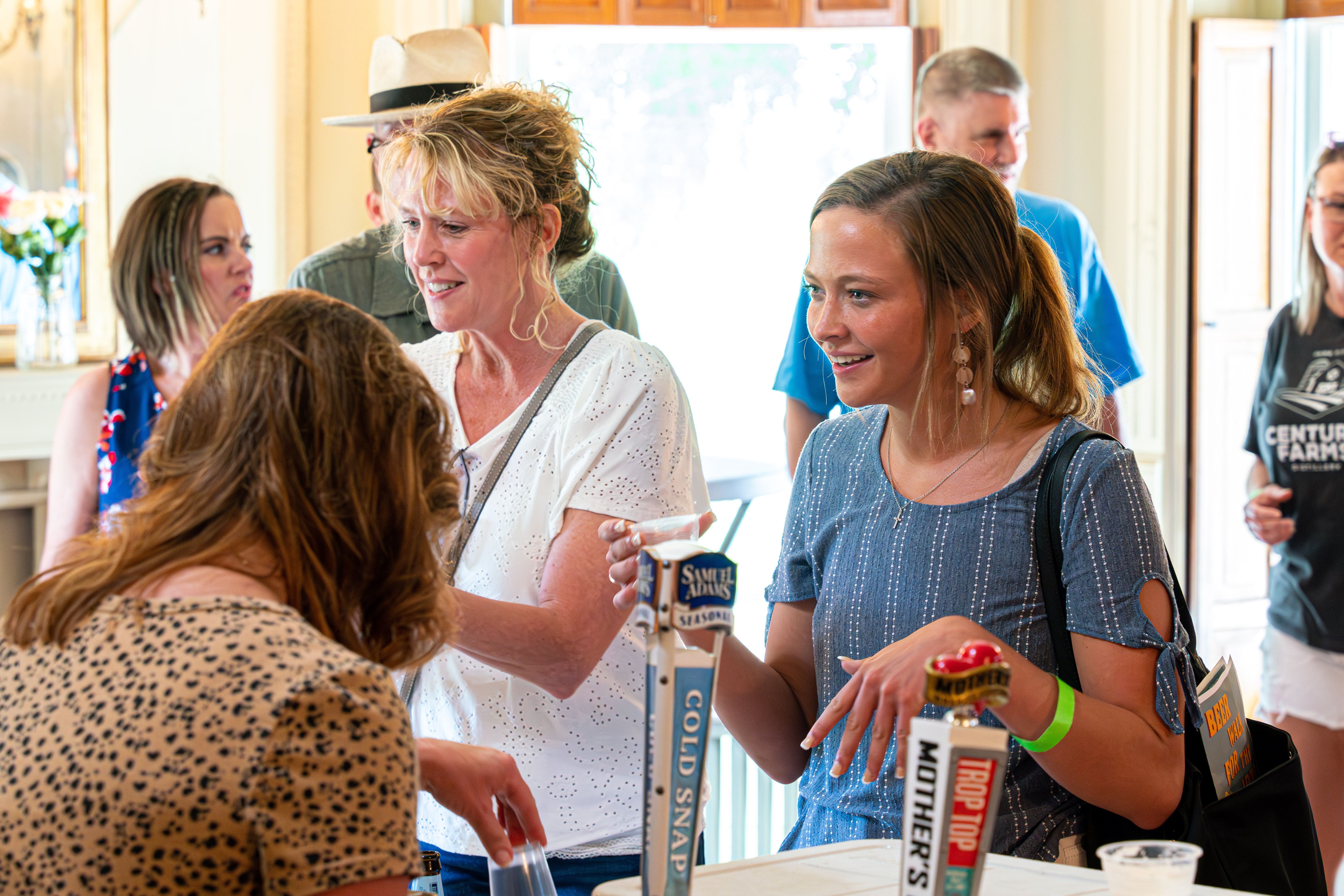 People getting more beer at the Beer Walk of 2023. 