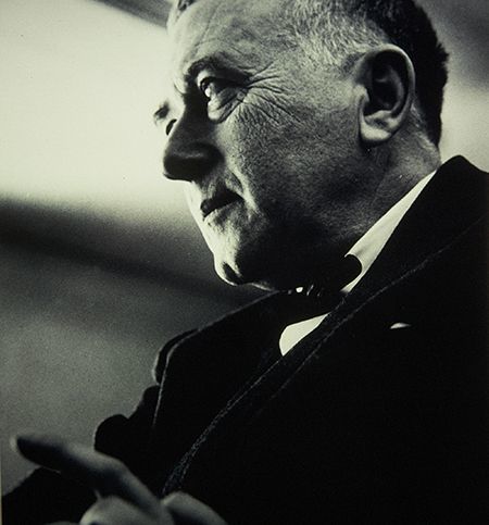  Marcel Breuer