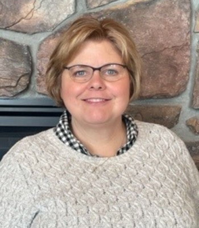 Linda Jo Simkins, Board Member
